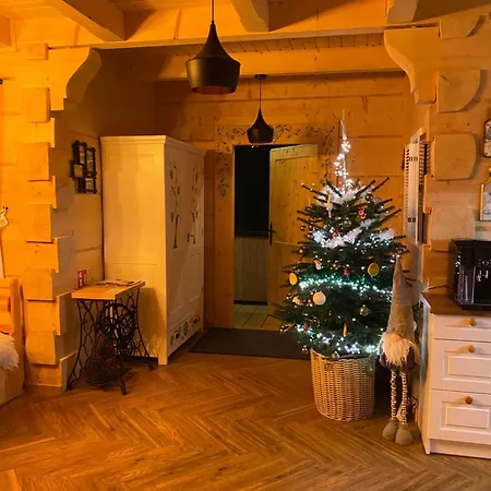 Malowany W Gorach Σαλέ *