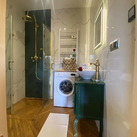 Malowany W Gorach Σαλέ